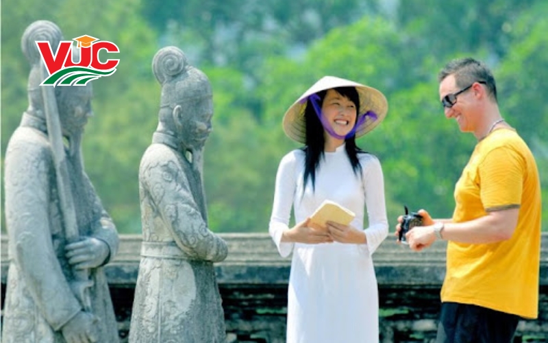 Giảng dạy và đào tạo