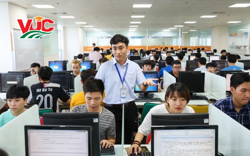 Thời gian và Hình Thức Đào Tạo Trung cấp nghề Kế toán cấp tốc