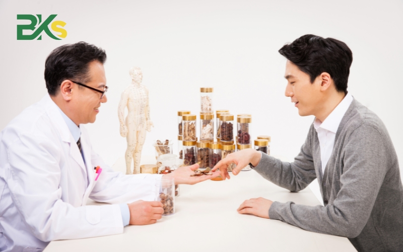 Tuyển sinh Trung cấp Y học cổ truyền hệ từ xa
