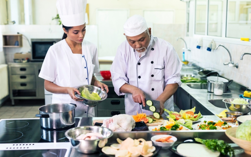 Tuyển sinh Kỹ thuật chế biến món ăn [ Xét tuyển liên tục ]