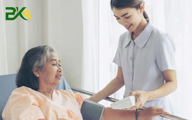 Học xong Cao đẳng Điều dưỡng có thể làm gì?