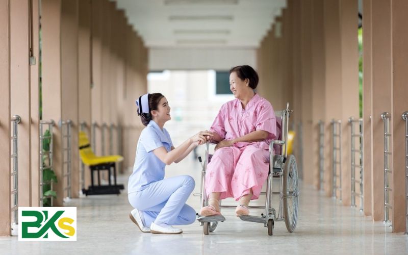 Học phí Trung cấp Điều dưỡng vừa học vừa làm