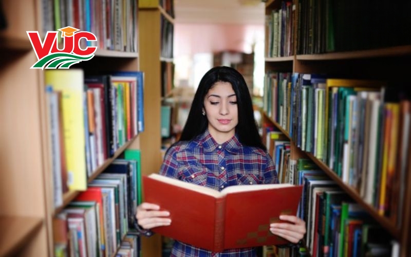 Học Trung cấp Thư viện thiết bị trường học có được tuyển vào trường Công lập