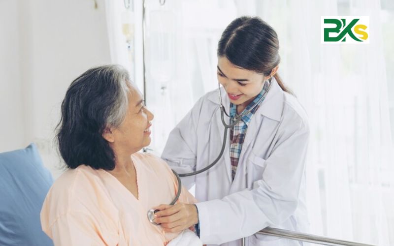 Tại sao nên chọn học Trung cấp Điều dưỡng vừa học vừa làm?