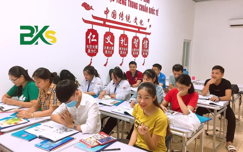 Thông tin tuyển sinh văn bằng 2 Cao đẳng tiếng Trung