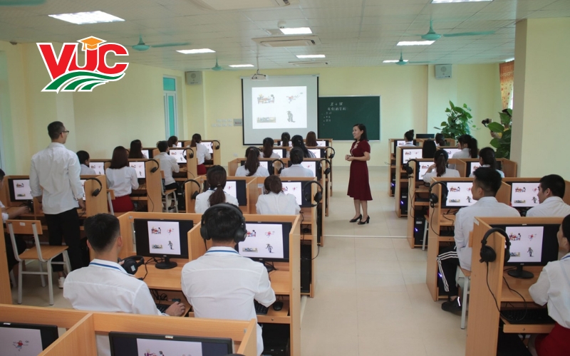 Học Cao đẳng Tiếng Trung Quốc ở đâu uy tín
