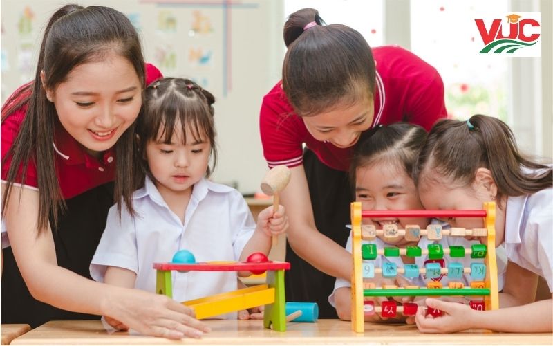 Mục tiêu đào tạo Cao đẳng ngành Sư phạm Mầm non
