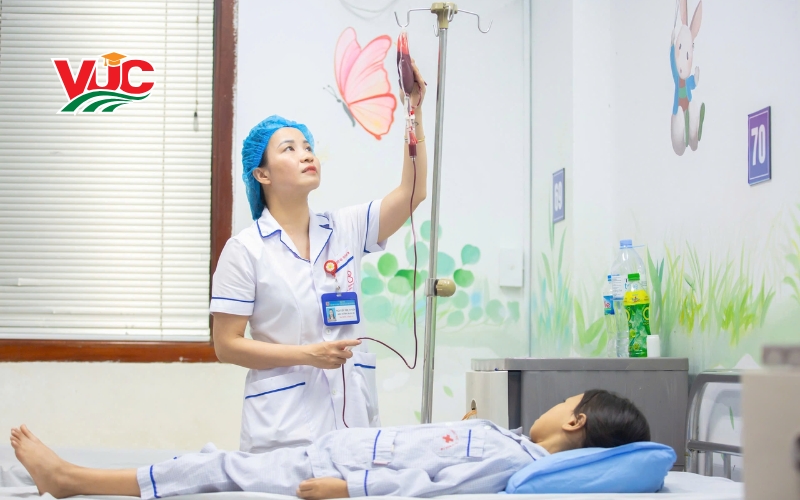 Những điều tăng tỷ lệ xin việc Cao đẳng Điều dưỡng