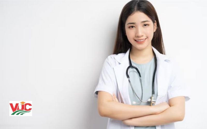 Vì sao nên học Trung cấp Y sĩ đa khoa trực tuyến?