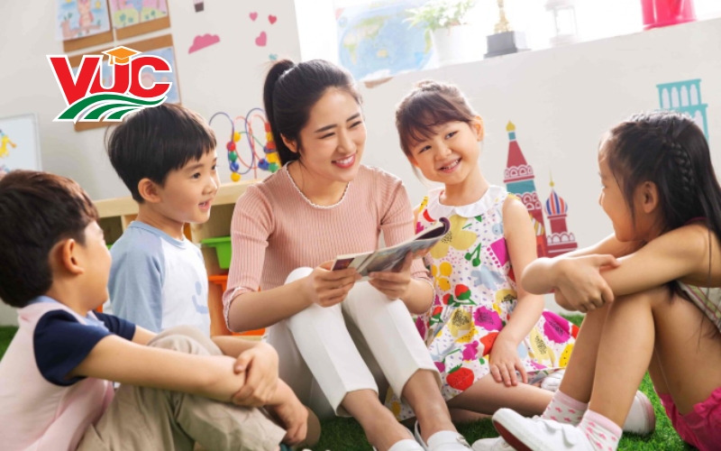 Cao đẳng Sư phạm Mầm non xét tuyển tổ hợp nào?