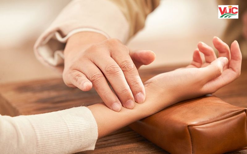 Có nên học Trung cấp nghề Y học cổ truyền không?