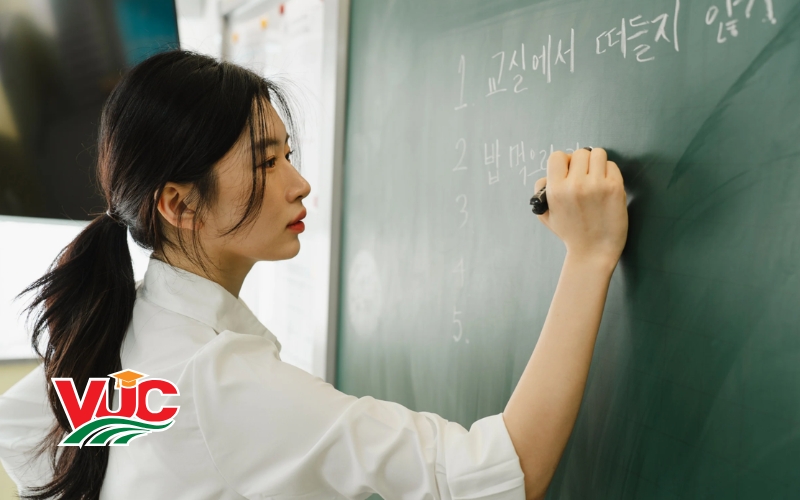 Học Cao đẳng Tiếng Hàn Quốc ở đâu uy tín?