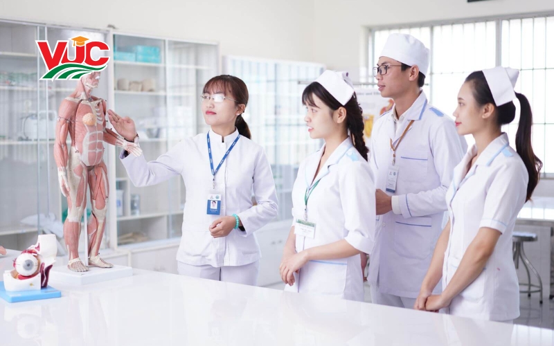 Liên thông Cao đẳng Điều dưỡng từ xa là gì?