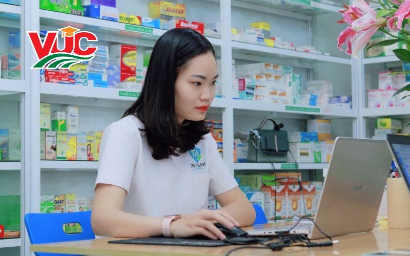Trung cấp Dược học gì