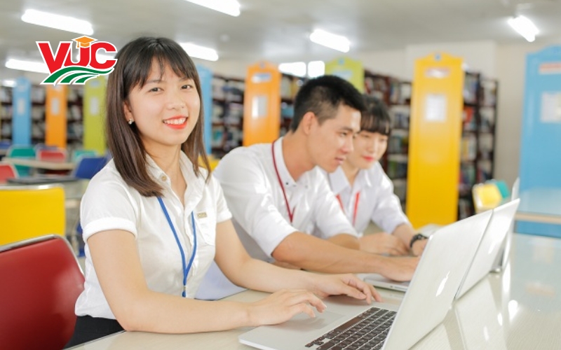 Thông tin tuyển sinh Trung cấp Kế toán doanh nghiệp từ xa tại Trung cấp Bách Khoa Việt Úc