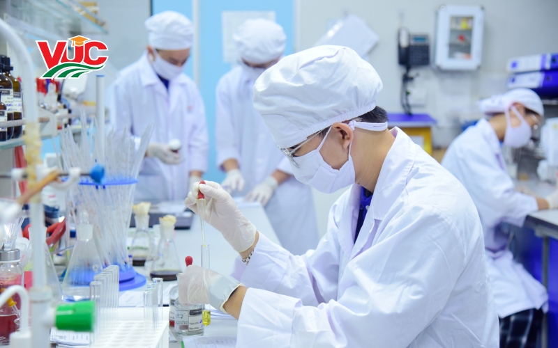 Thông tin tuyển sinh Trung cấp Dược chính quy