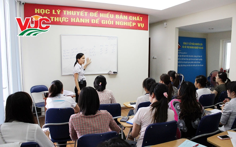 Thông tin tuyển sinh Trung cấp Kế toán doanh nghiệp