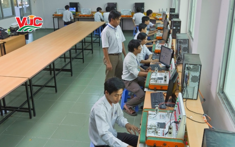 Trường VUC đào tạo ngành Điện Công nghiệp chương trình chuẩn Bộ