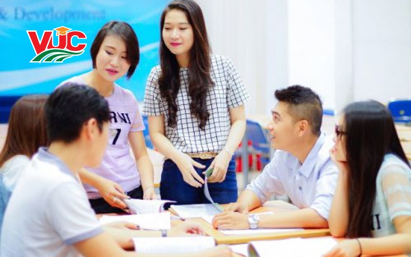 Trung cấp Quản trị doanh nghiệp vừa và nhỏ Cấp tốc