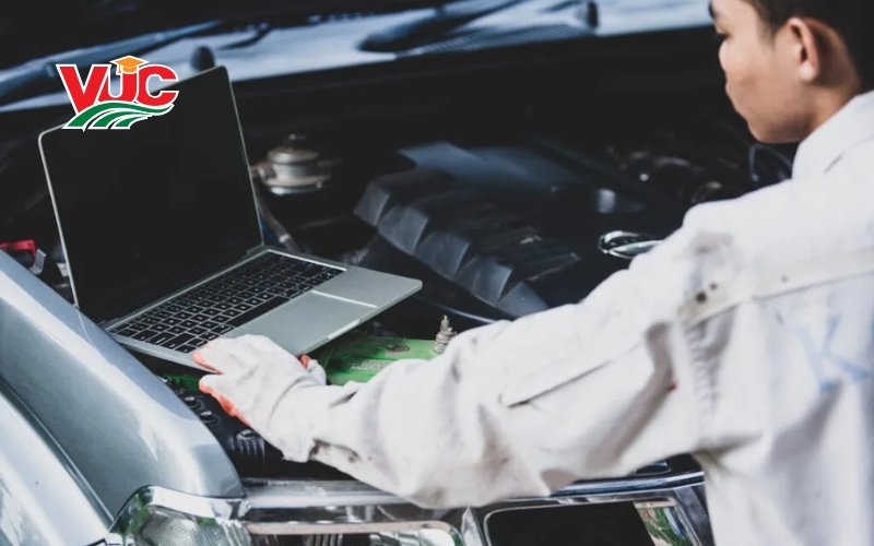 Tiêu chí chọn trường đào tạo Trung cấp Công nghệ Ô tô chính quy