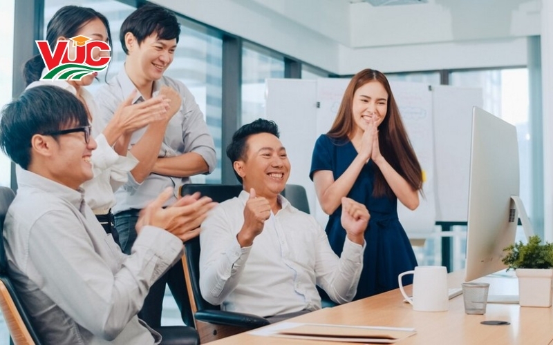 cao đẳng Quản trị doanh nghiệp