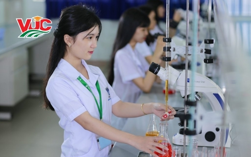 Thông tin tuyển sinh Trung cấp Dược đào tạo từ xa