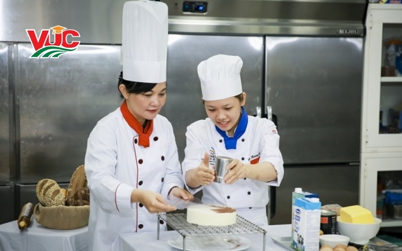 Thông tin tuyển sinh trường đào tạo ngành Kỹ thuật chế biến món ăn