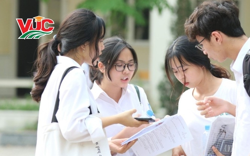 Giá trị bền vững khi chọn học y sĩ y học cổ truyền liên thông bác sĩ tại VUC