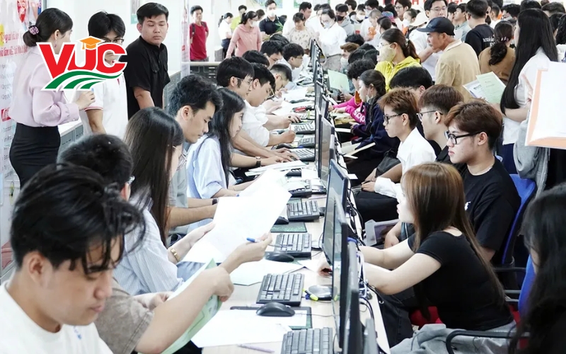 Điều kiện và thủ tục nhanh gọn khi chọn học trung cấp xét học bạ