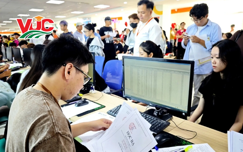 Thời gian hoàn thành khóa học Trung cấp ngoài giờ hành chính