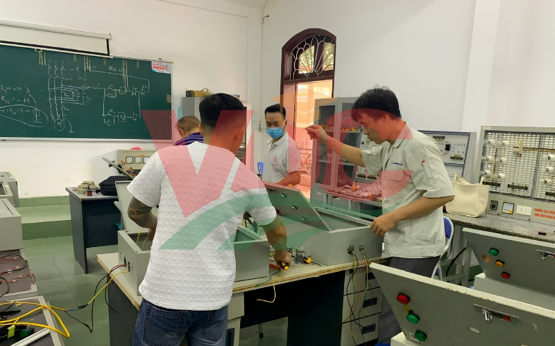 Học xong Điện công nghiệp trung cấp có thể nhận được mức lương bao nhiêu?