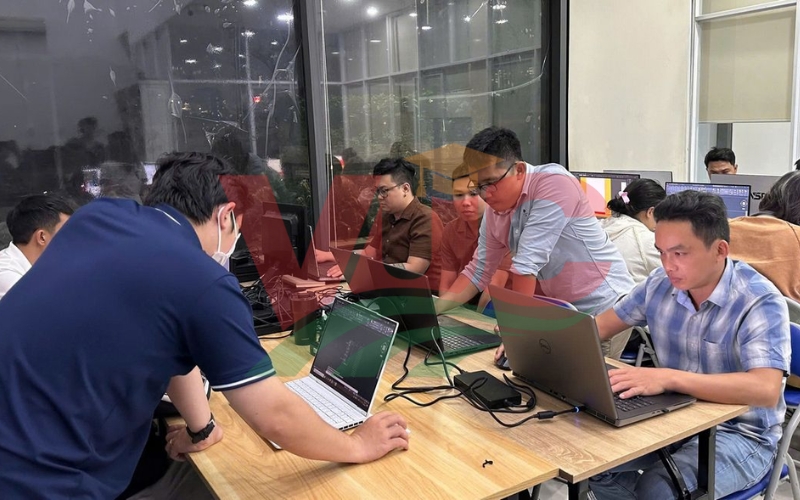 Học Trung cấp Công nghệ thông tin online có cần phải đến trường khôngHọc Trung cấp Công nghệ thông tin online có cần phải đến trường không
