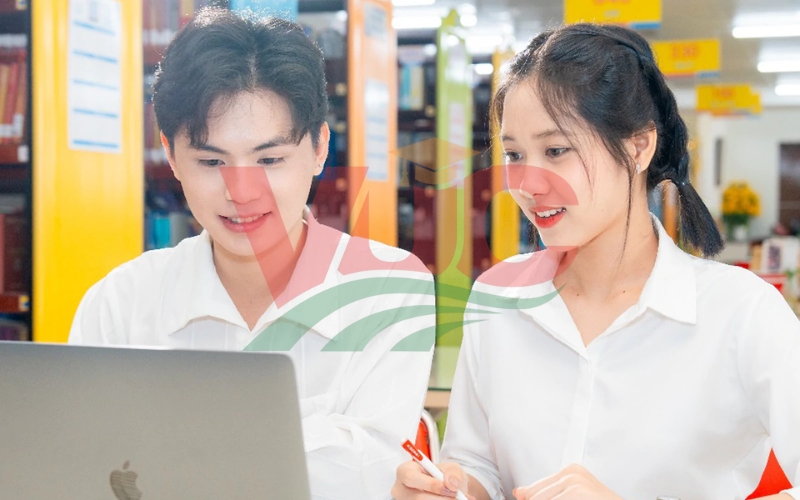 Các trường Cao đẳng ở TPHCM có dạy online từ xa không?